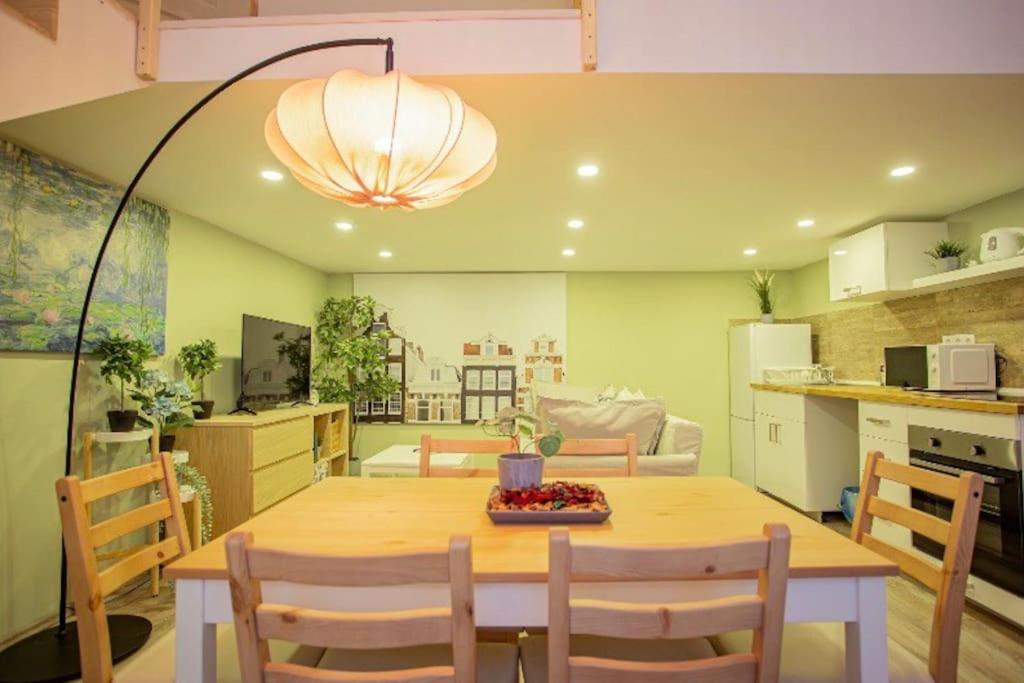 Cosy 2 Bedroom Flat In Akacfa St., Sol Βουδαπέστη Εξωτερικό φωτογραφία